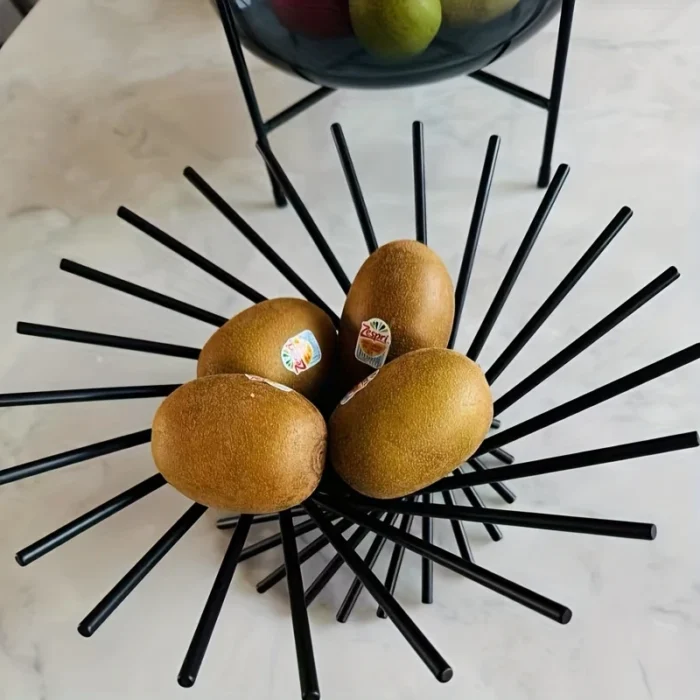 Elegant Nordic-Inspired Metal Fruit Bowl